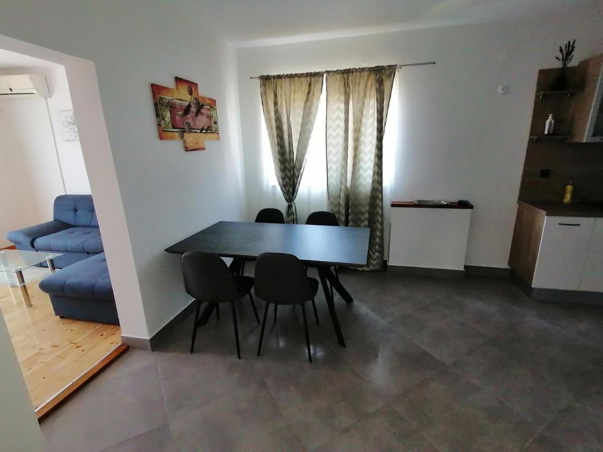 Apartment Ella โวดีเซ ภายนอก รูปภาพ